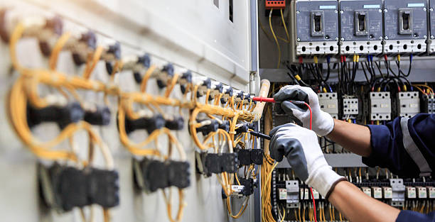 Professional Electrician technician working in Triangle, VA